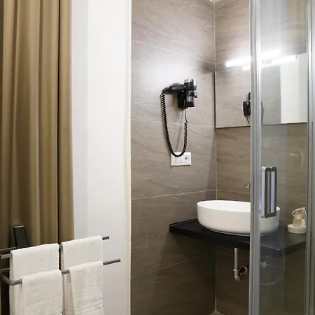 La Regina Del Duomo Centro Gæstehus