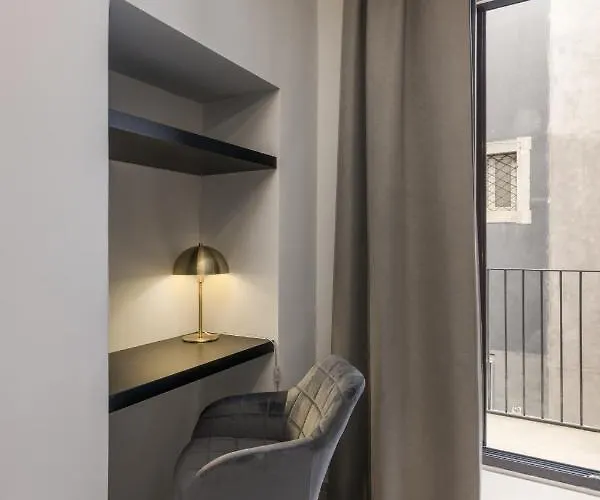 Penzion La Regina Del Duomo Centro 3*