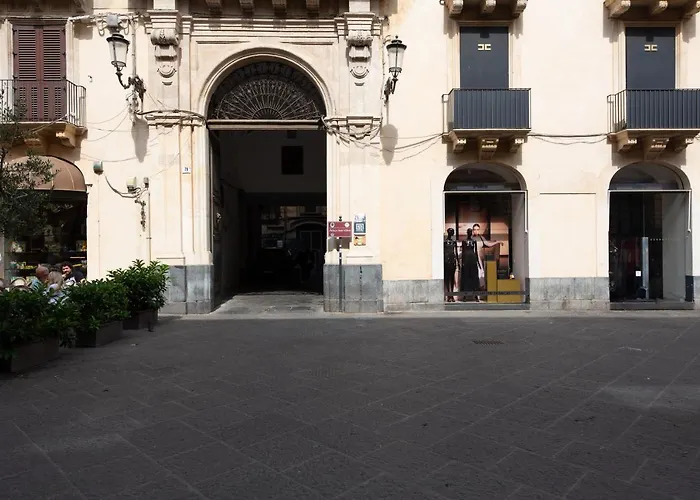 La Regina Del Duomo Centro Penzion 3*